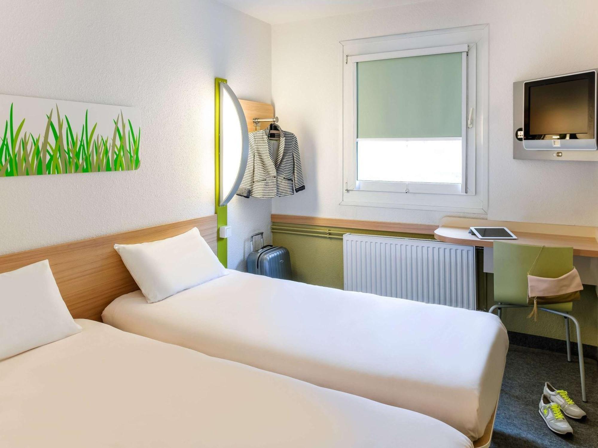 Ibis Budget Madrid Vallecas Esterno foto