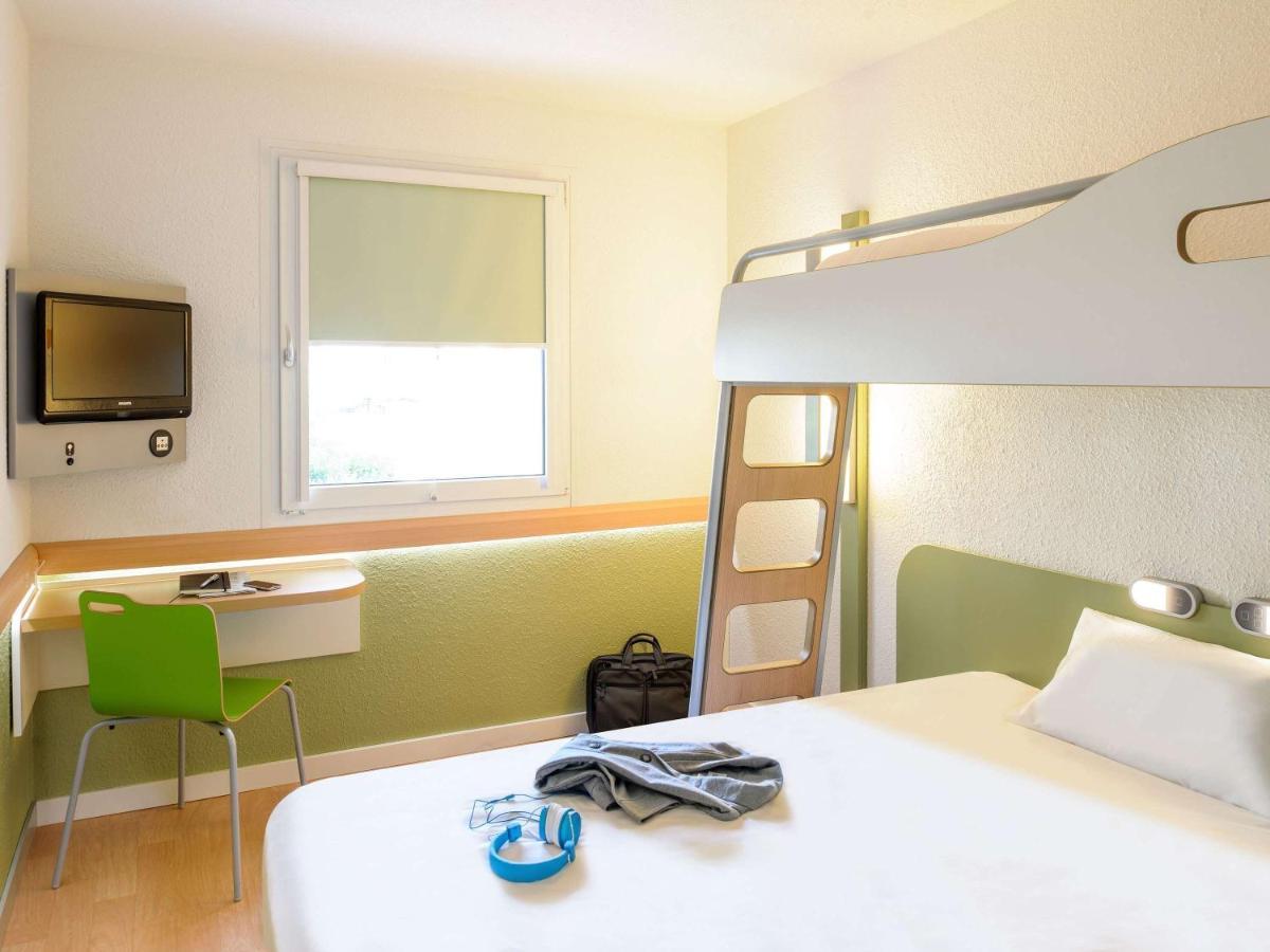 Ibis Budget Madrid Vallecas Esterno foto