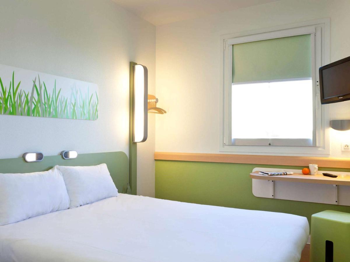 Ibis Budget Madrid Vallecas Esterno foto